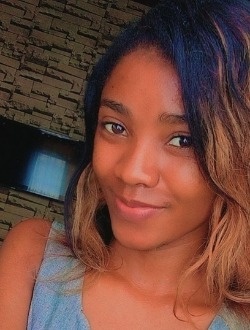 Maria's profile, a single 28-year-old a woman in Kinsale