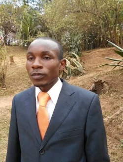 Lucien's profile, a single 43-year-old a man in Douala