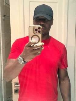 Bouba's profile, a single 44-year-old a man in Bruxelles