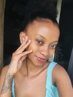 Djarinah's profile, a single 22-year-old a woman in Toamasina