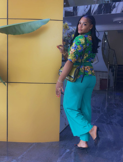 Chimene's profile, a single 31-year-old a woman in Yaoundé