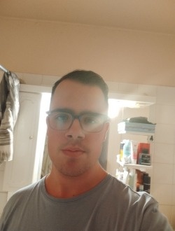 Rémi's profile, a single 18-year-old a man in La Roche-sur-Foron