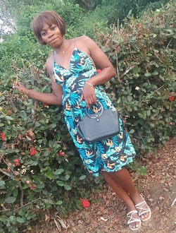 Marthe's profile, a single 27-year-old a woman in Yaoundé