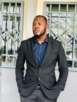 Mike's profile, a single 30-year-old a man in Douala