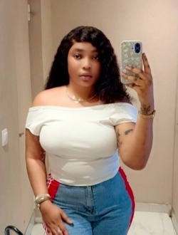 Novela's profile, a single 26-year-old a woman in Abidjan