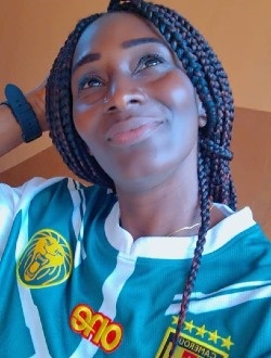 Francine's profile, a single 36-year-old a woman in Douala