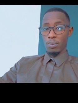 Mouhamadou's profile, a single 33-year-old a man in Dakar