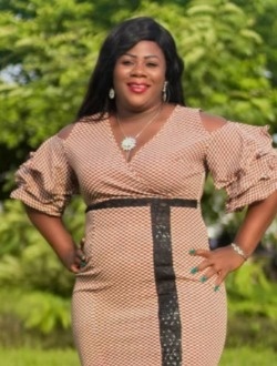 Sandra's profile, a single 39-year-old a woman in Douala