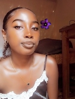 Aina's profile, a single 20-year-old a woman in Antalaha