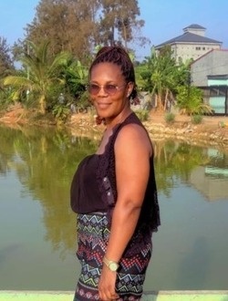 Josephine's profile, a single 41-year-old a woman in Yaoundé
