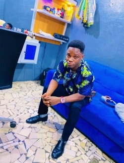 Rayan's profile, a single 21-year-old a man in Cotonou