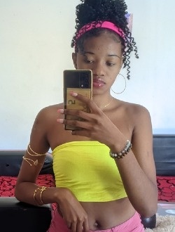 Elissa Mironnda's profile, a single 23-year-old a woman in 67 Ha