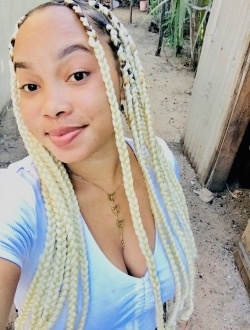 Olivialei's profile, a single 25-year-old a woman in Vatomandry