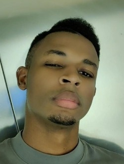 Valdes's profile, a single 31-year-old a man in Douala