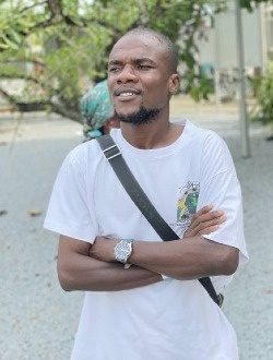 Niawoua's profile, a single 29-year-old a man in Abidjan