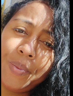 Yolande's profile, a single 44-year-old a woman in Antananarivo