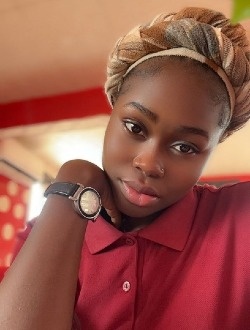 Maëva's profile, a single 25-year-old a woman in Yaoundé