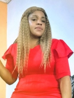 Élodie's profile, a single 37-year-old a woman in Abam