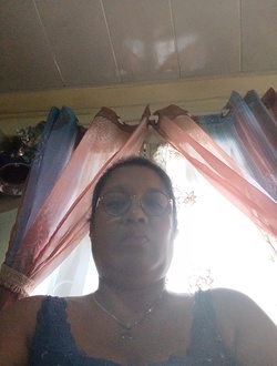 Dinny's profile, a single 48-year-old a woman in Alarobia-Antanamalaza