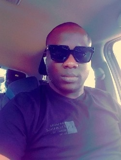 Eric's profile, a single 40-year-old a man in Cotonou