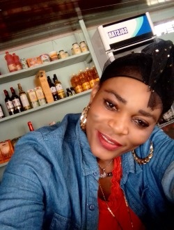 Laurette's profile, a single 43-year-old a woman in Abra