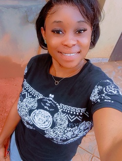 Brenda's profile, a single 25-year-old a woman in Yaoundé