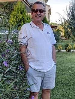 Dinçer's profile, a single 58-year-old a man in Bursa