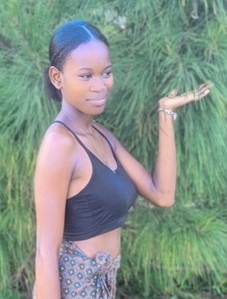 Jouliane's profile, a single 19-year-old a woman in 67 Ha