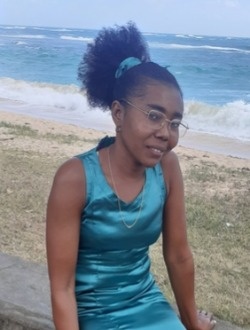 Larissa's profile, a single 36-year-old a woman in Sambava