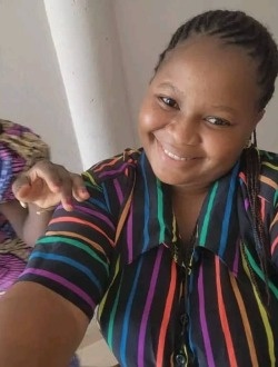 Clara's profile, a single 26-year-old a woman in Cotonou