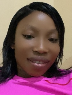 Rainatou's profile, a single 25-year-old a woman in 1200 Logements