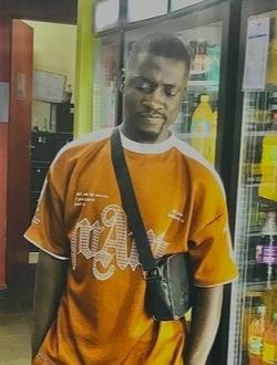 Maxwell's profile, a single 27-year-old a man in Yaoundé