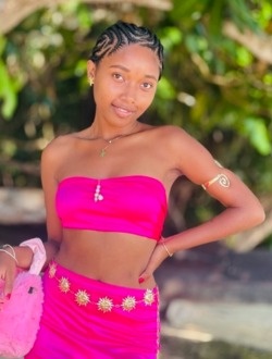 Onica's profile, a single 23-year-old a woman in Antsiranana
