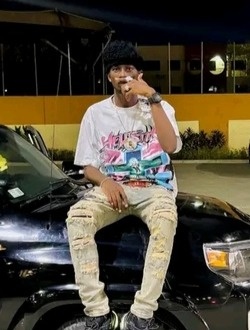 Arsène's profile, a single 28-year-old a man in 4th Arrondissement of Porto-Novo