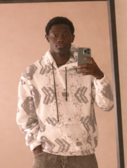 Alino's profile, a single 22-year-old a man in Nice