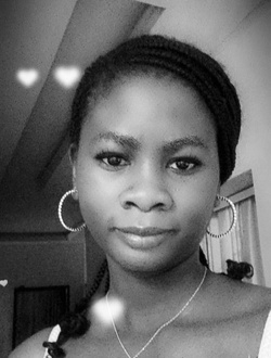 Astou's profile, a single 32-year-old a woman in Thiès