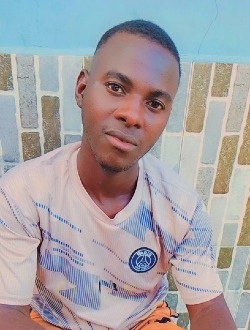 Halassan's profile, a single 31-year-old a man in Abadjin-Doumé