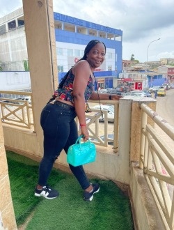 Michou's profile, a single 41-year-old a woman in Yaoundé