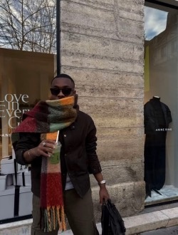 Alex's profile, a single 29-year-old a man in Paris