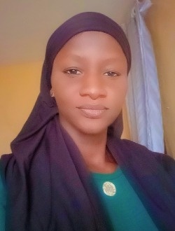 Khady's profile, a single 35-year-old a woman in Abattoirs