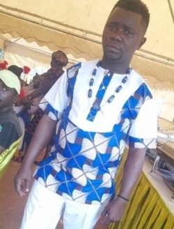 Romaric's profile, a single 38-year-old a man in Douala
