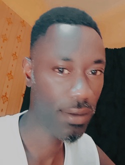 Roger Clement's profile, a single 39-year-old a man in Dakar