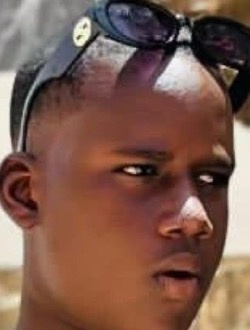 Mamadou's profile, a single 20-year-old a man in Ziguinchor