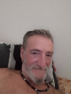 Didier's profile, a single 64-year-old a man in Saint-François