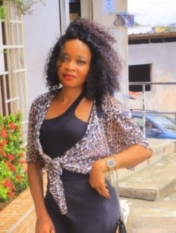 Rosana's profile, a single 30-year-old a woman in Libreville