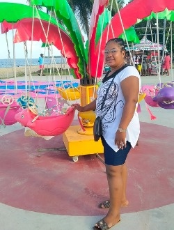 Clarisse's profile, a single 35-year-old a woman in Antalaha