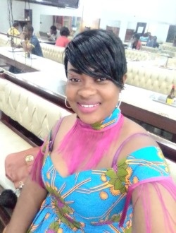 Brisca's profile, a single 33-year-old a woman in Yaoundé