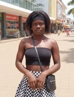 Anne's profile, a single 24-year-old a woman in Petit Abidjan-Youkou