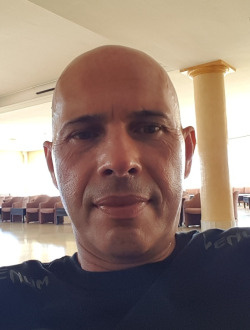 Eric's profile, a single 55-year-old a man in Paris