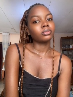 Jessica's profile, a single 24-year-old a woman in Douala